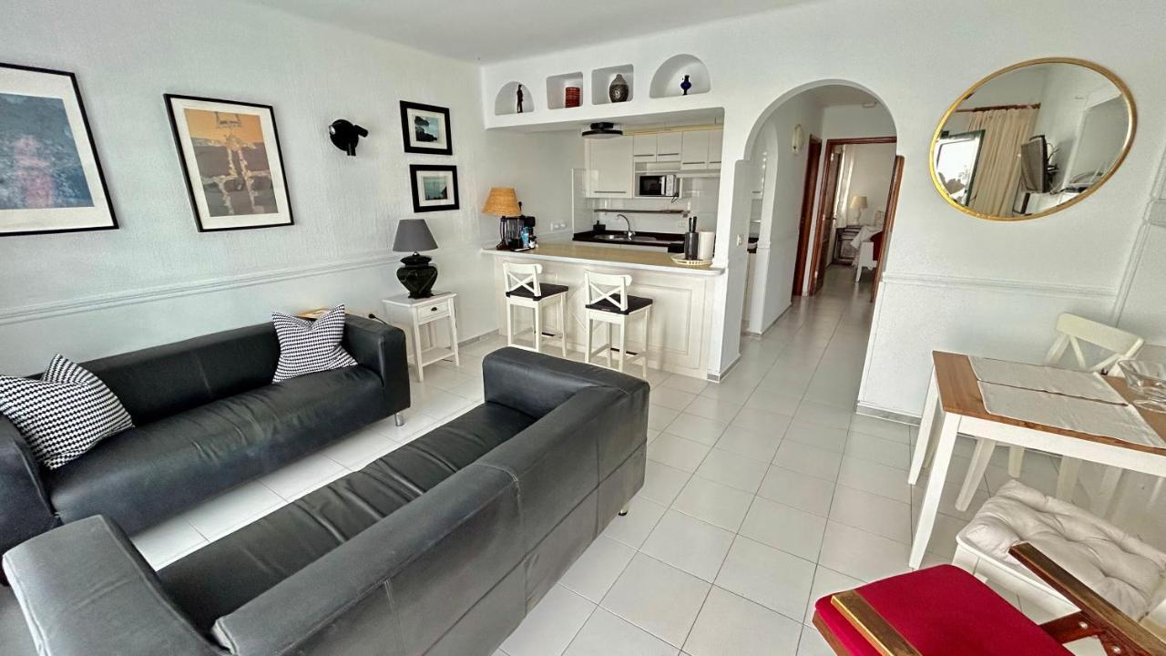 Pearl Apartment ติอาส ภายนอก รูปภาพ